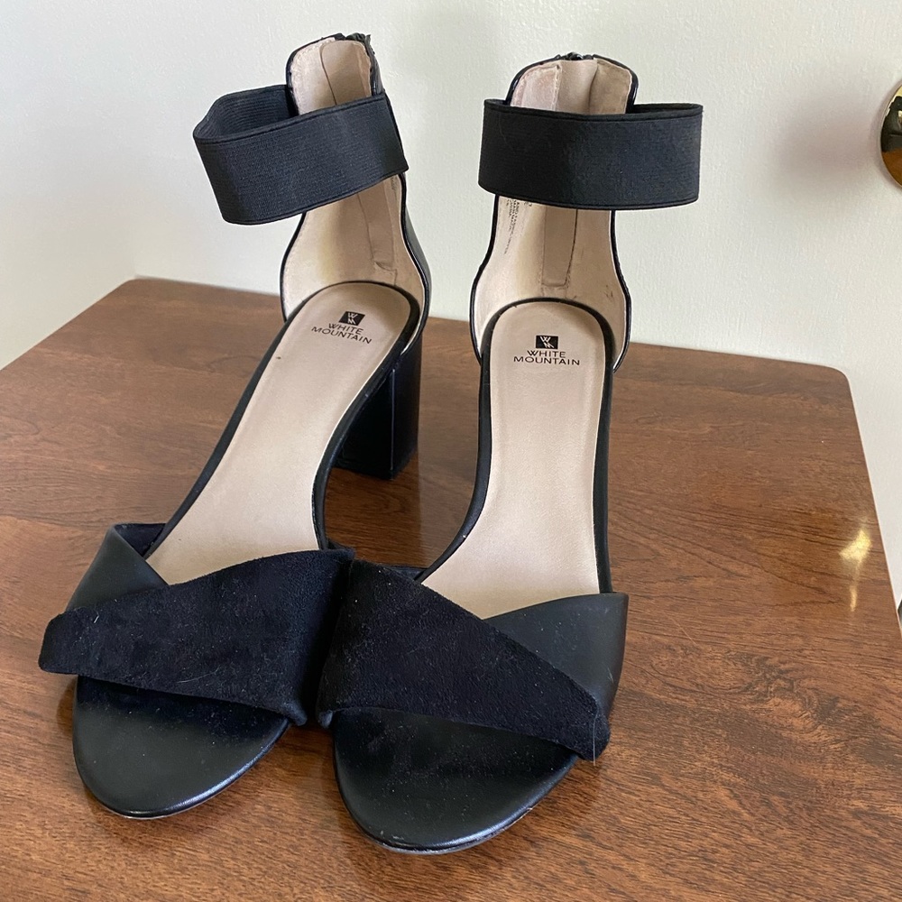 White Mountain Block Heel Black Size 10